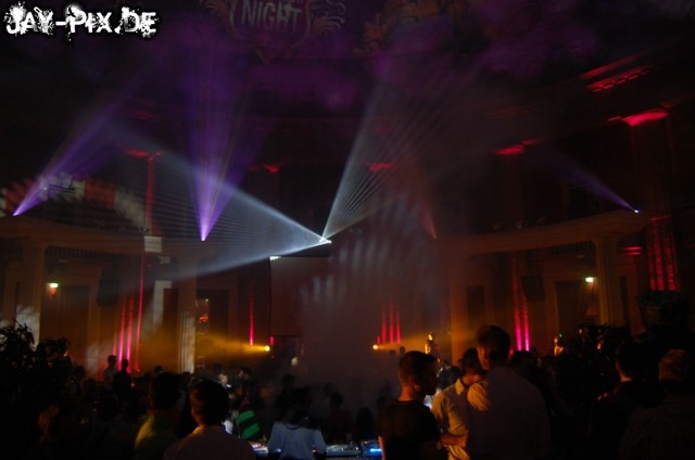 Klicken um zum n�chsten Bild zu kommen.